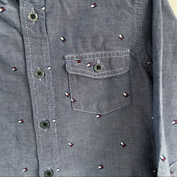 Tommy Hilfiger Button Down Blue Shirt Youth Size 4 - Picture 2 of 8